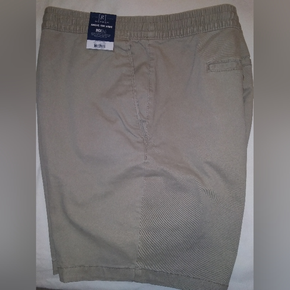 George Above the knee shorts- 2XL (44-46)